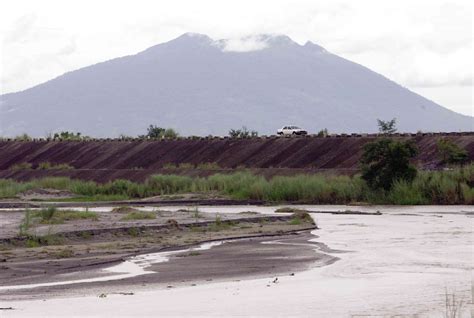 DPWH: FVR Megadike in Pampanga intact, safe after April quake.